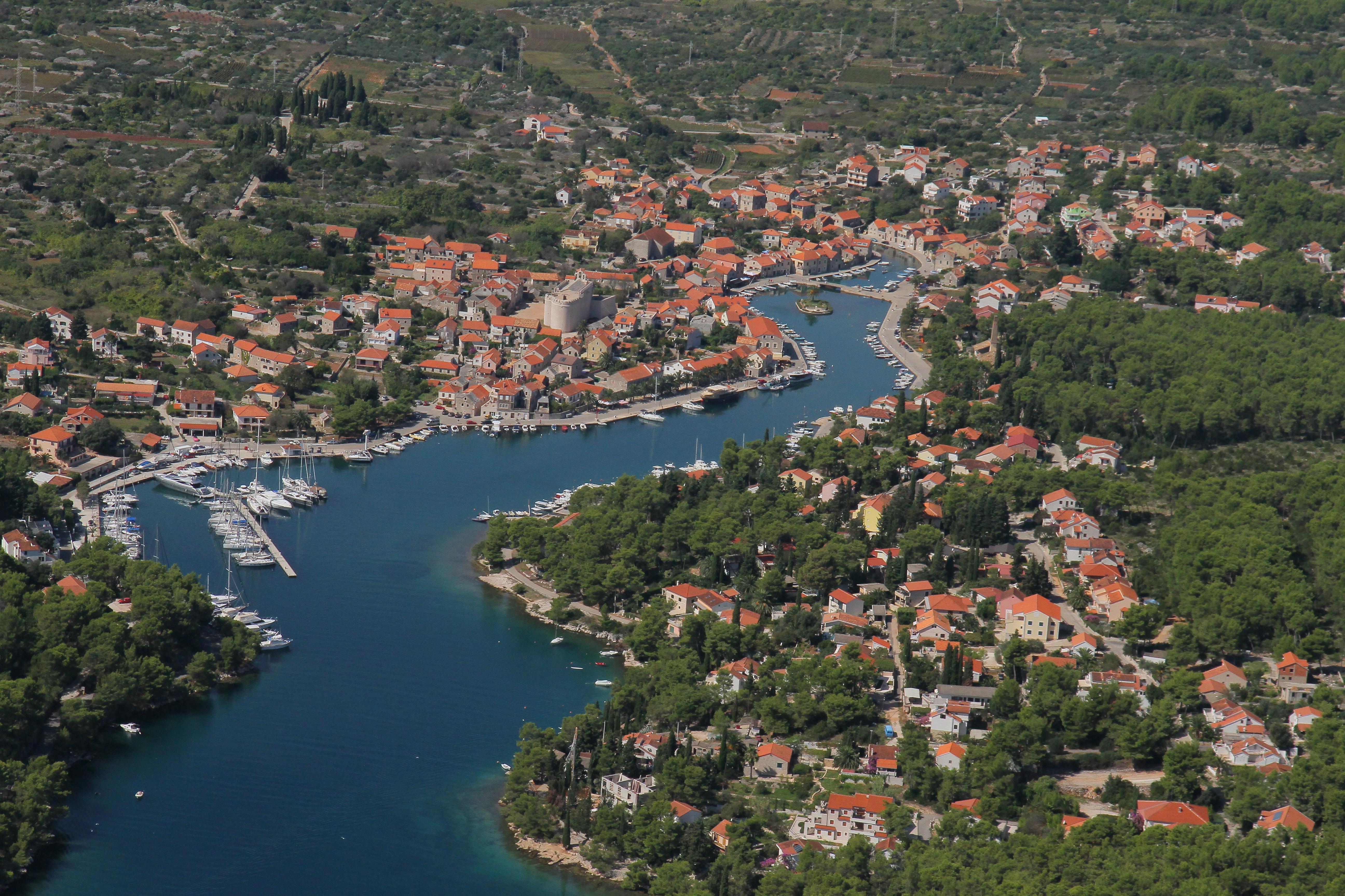 Aminess Younique Senses Resort Vrboska Buitenkant foto